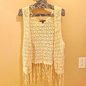 Love Letter Women's Small/Medium Ivory Knit Tassle Vest